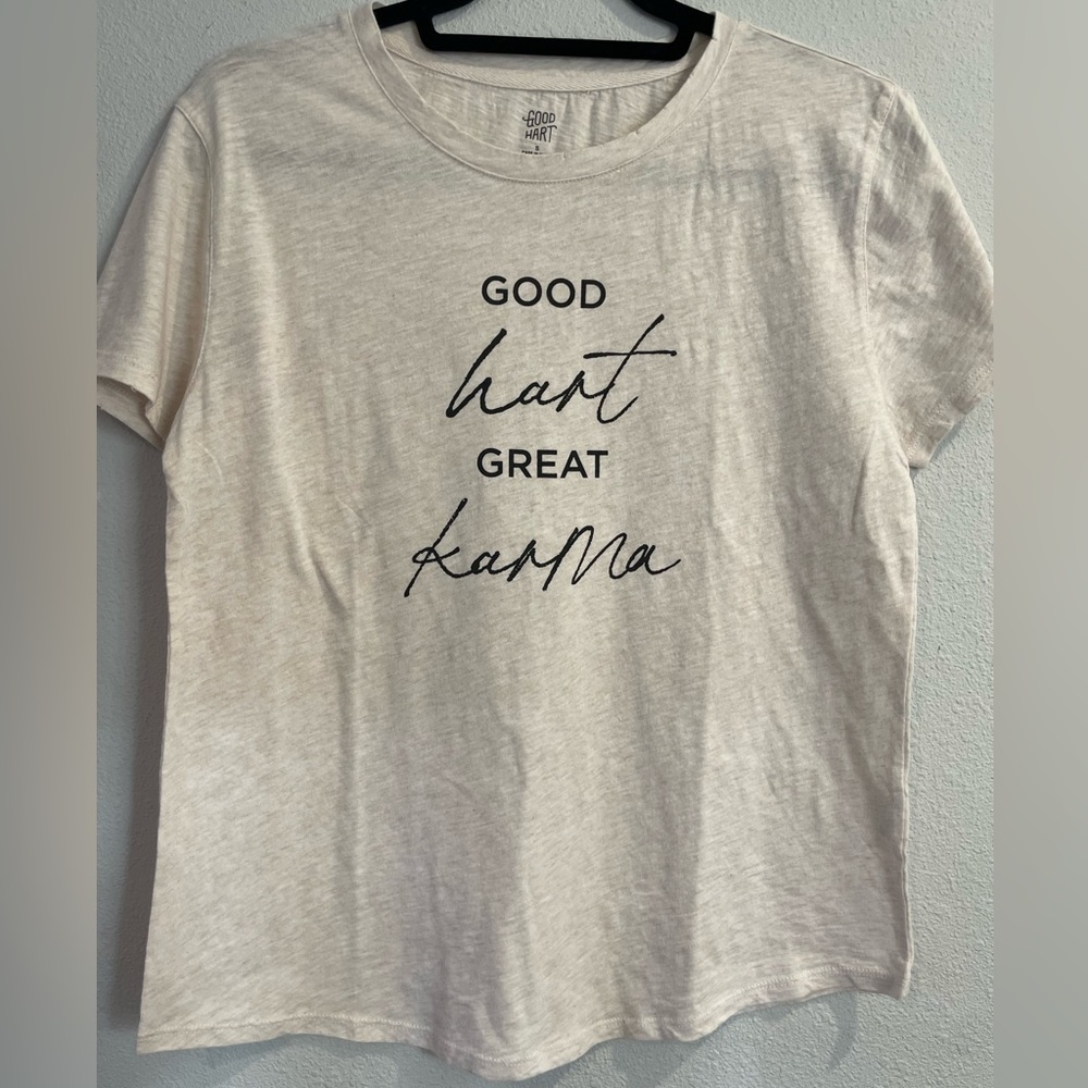 Good Hart Tee Size Small